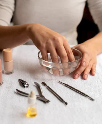 Manicura y pedicura